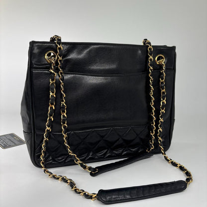 Chanel Lambskin Shoulder Bag Gold Black — view 5