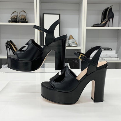 Gucci Leather Interlocking Platform Sandals — view 2
