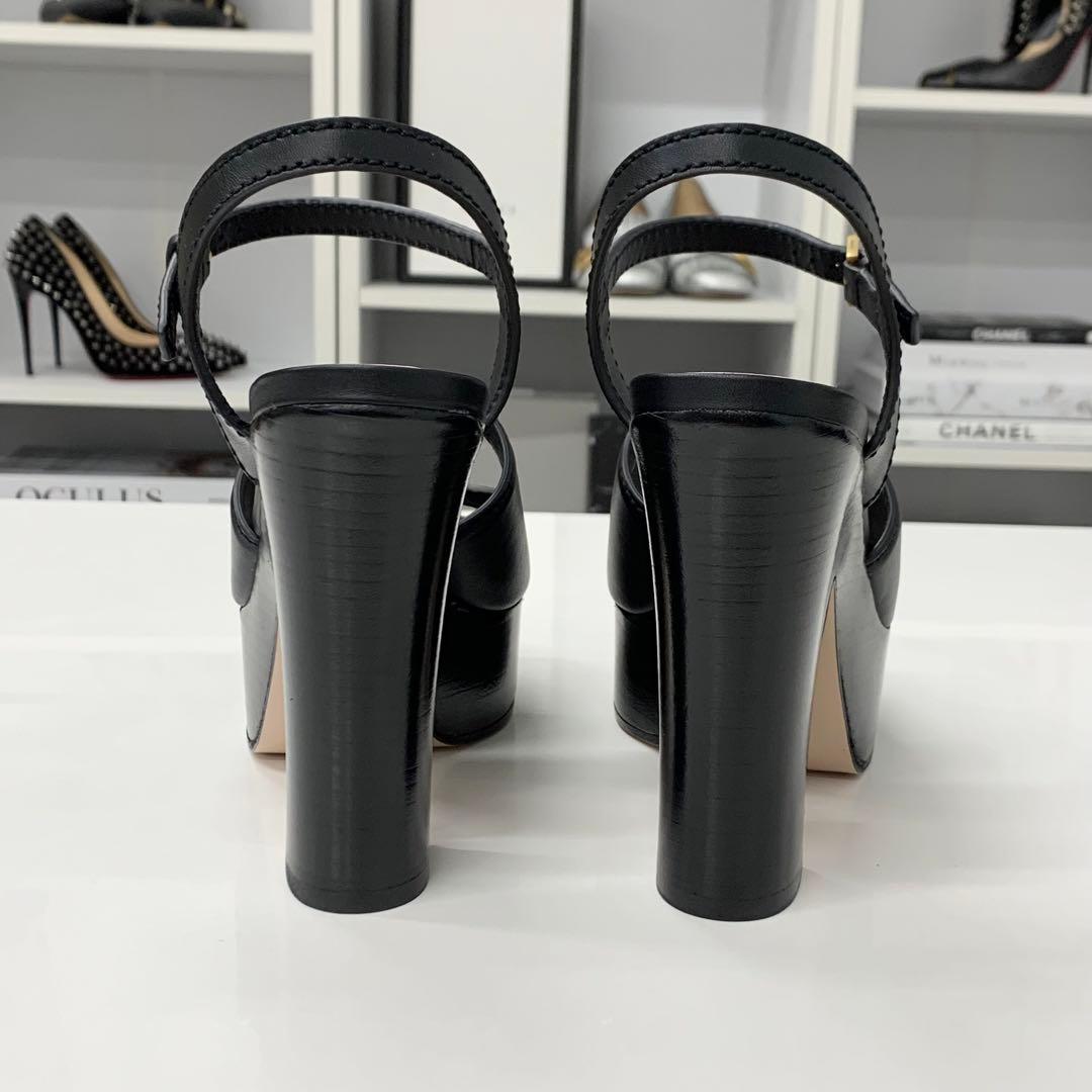 Gucci Leather Interlocking Platform Sandals — view 6