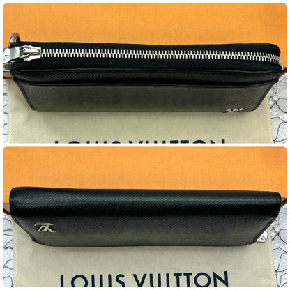 Louis Vuitton Taiga Zippy Dragonne Wallet