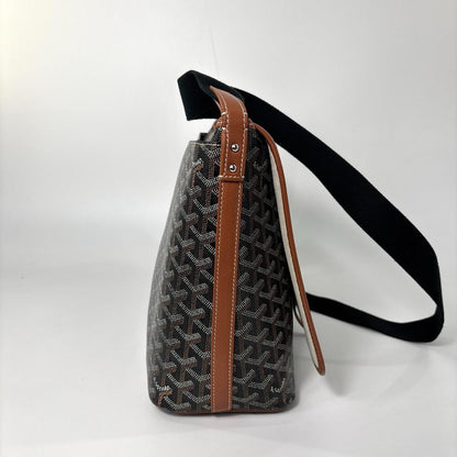 Goyard Capetien MM Shoulder Bag Black — view 4