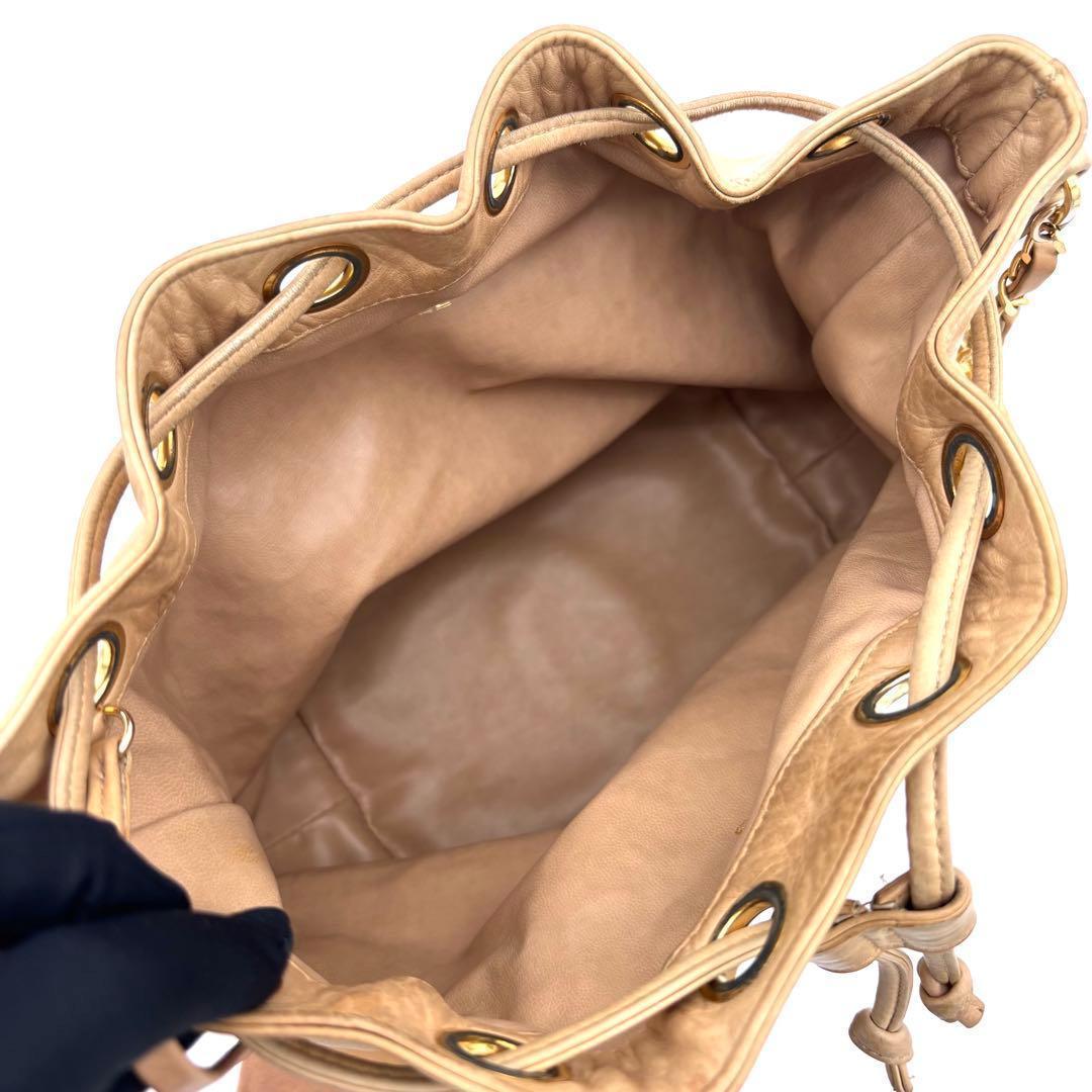 Chanel CC Logo Lambskin Drawstring Shoulder Bag Beige Flesh — view 3