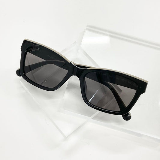 Chanel Sunglasses CC Logo Square Eyewear