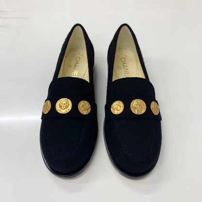 Chanel CC Logo Felt Coin Loafers Black Gold — view 2