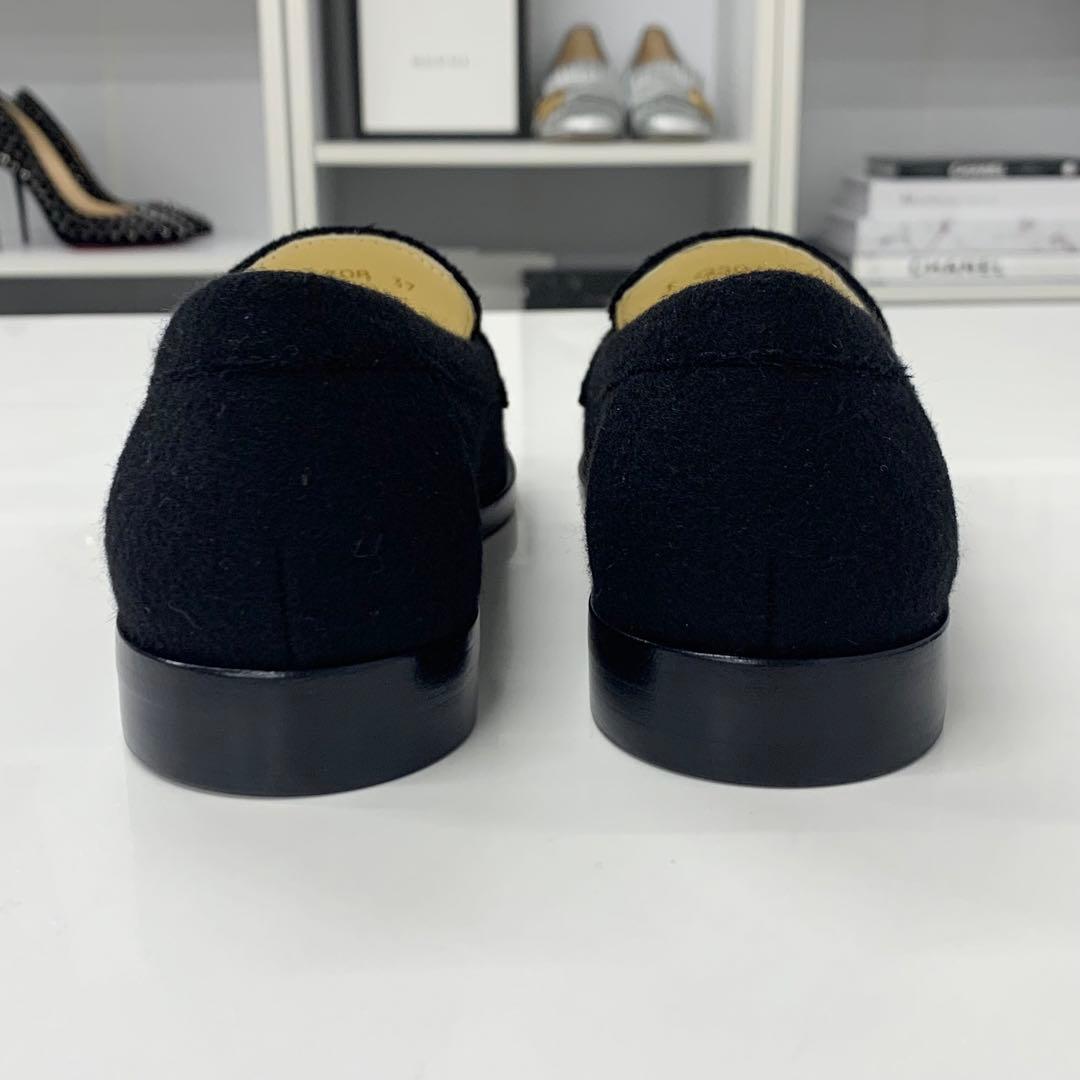 Chanel CC Logo Felt Coin Loafers Black Gold — view 5
