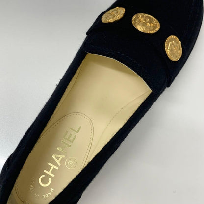 Chanel CC Logo Felt Coin Loafers Black Gold — view 7