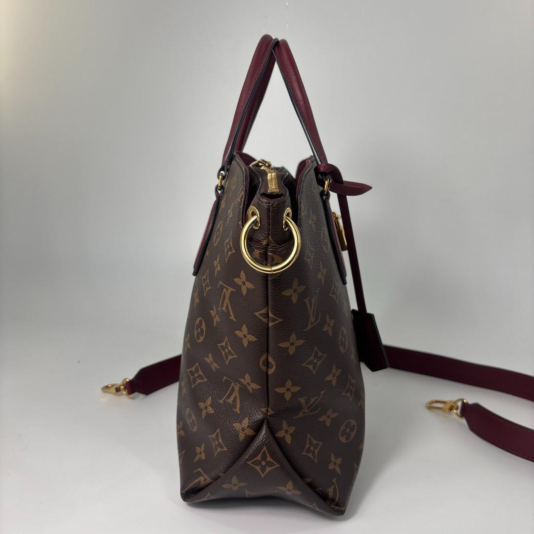 Louis Vuitton Monogram Flower Zipped Tote MM Handbag — view 4