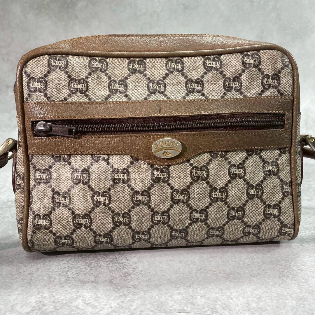 Gucci GG Shoulder Bag Brown Beige Leather Logo — view 2