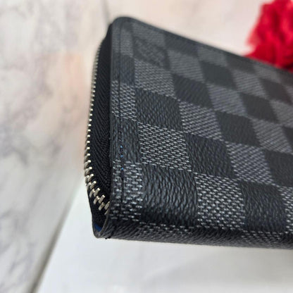 Louis Vuitton Zippy Wallet Vertical Damier Graphite Blue — view 4