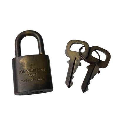 Vuitton Louis Vuitton Epi Alma Handbag With Keys And Cadenas