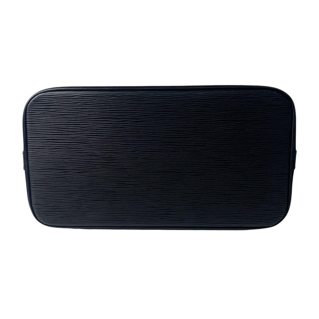 Vuitton Louis Vuitton Epi Alma Handbag With Keys And Cadenas