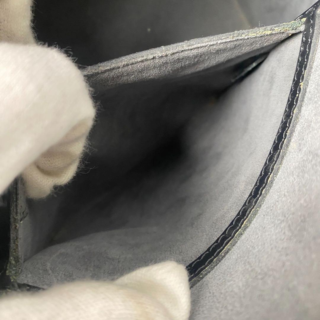 Vuitton Louis Vuitton Epi Alma Handbag With Keys And Cadenas