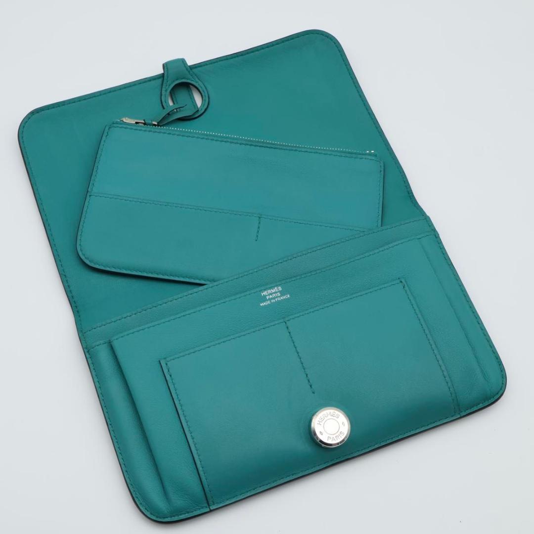 Hermes Dogon GM Wallet Swift Blue Paon — view 2