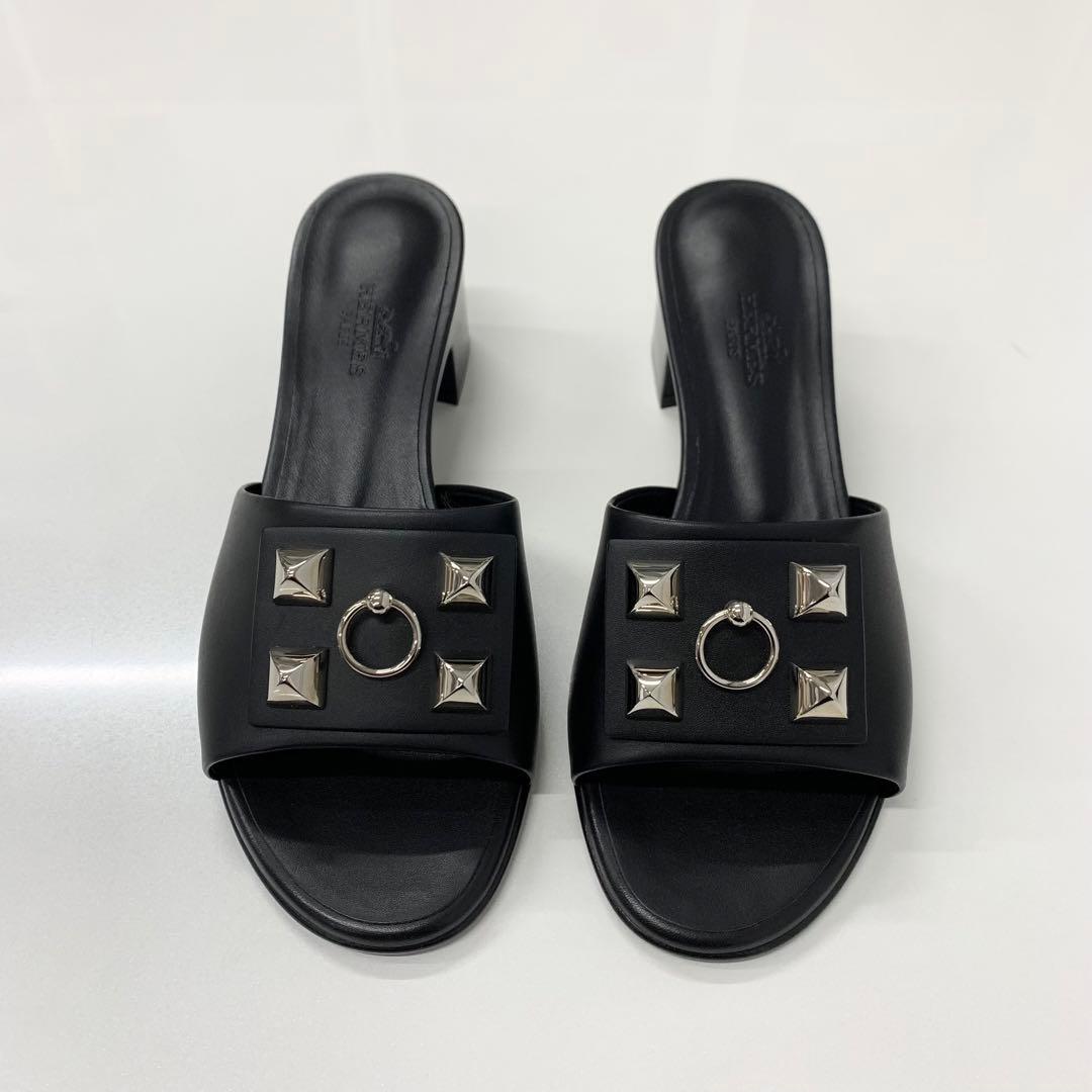 Hermes Dreamy Leather Collier Chien Sandals Black — view 2