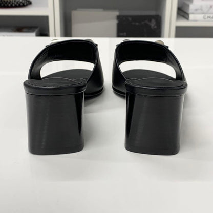 Hermes Dreamy Leather Collier Chien Sandals Black — view 5