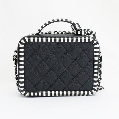 Chanel CC Filigree-chain Shoulder Bag White Black Svhardware Matelasse