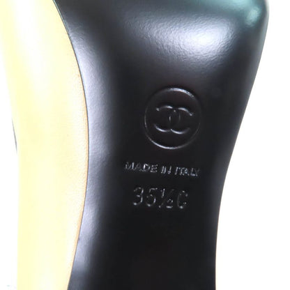 CHANEL 17P G32397 Ribbon Design With Coco Mark Hardware Bicolor Leather Pumps