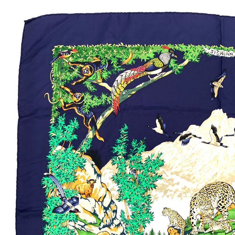 Hermes Carre 90 Sichlian Sichuan Sicilian Animal Scarf 100% Silk Navy