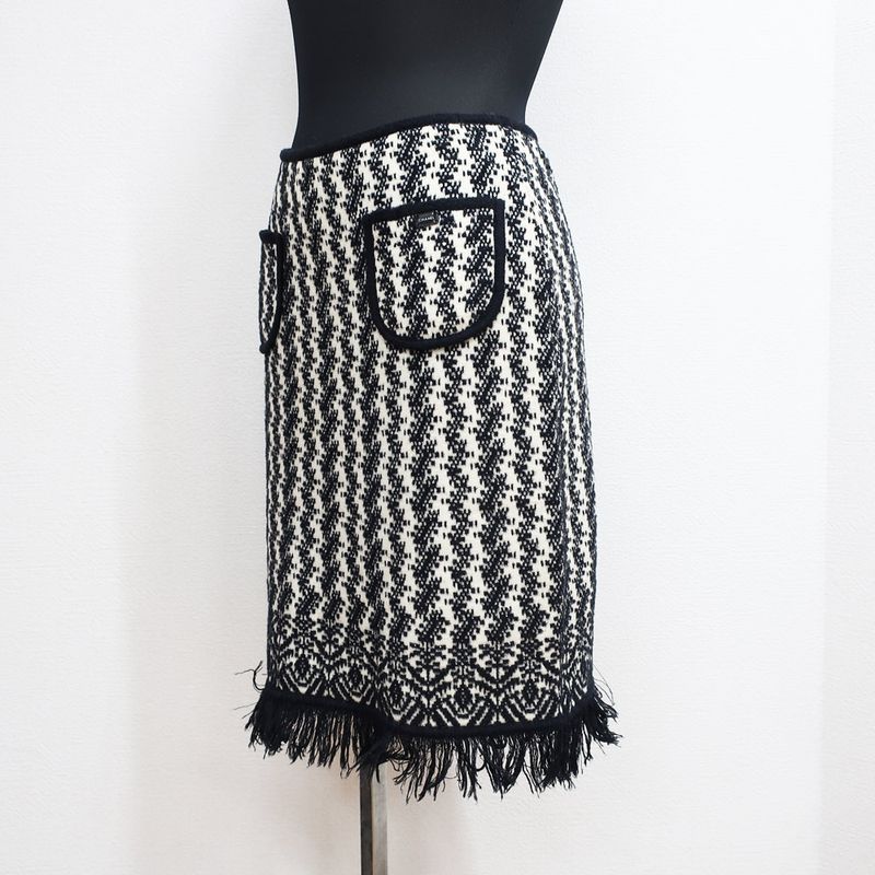 Chanel Skirt Black White Black White P24448v01744 Notation Size 04A