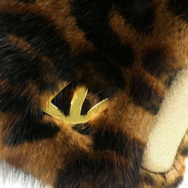 Louis Vuitton Tippet Scarf