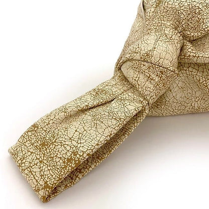 Bottega Veneta Twist Clutch Bag Beige White 607964