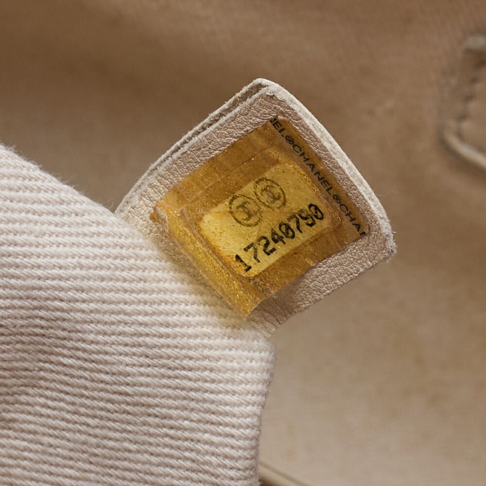 Chanel Shoulder Bag Matelasse Caviar Skin Red Coco Mark (silver Hardware)