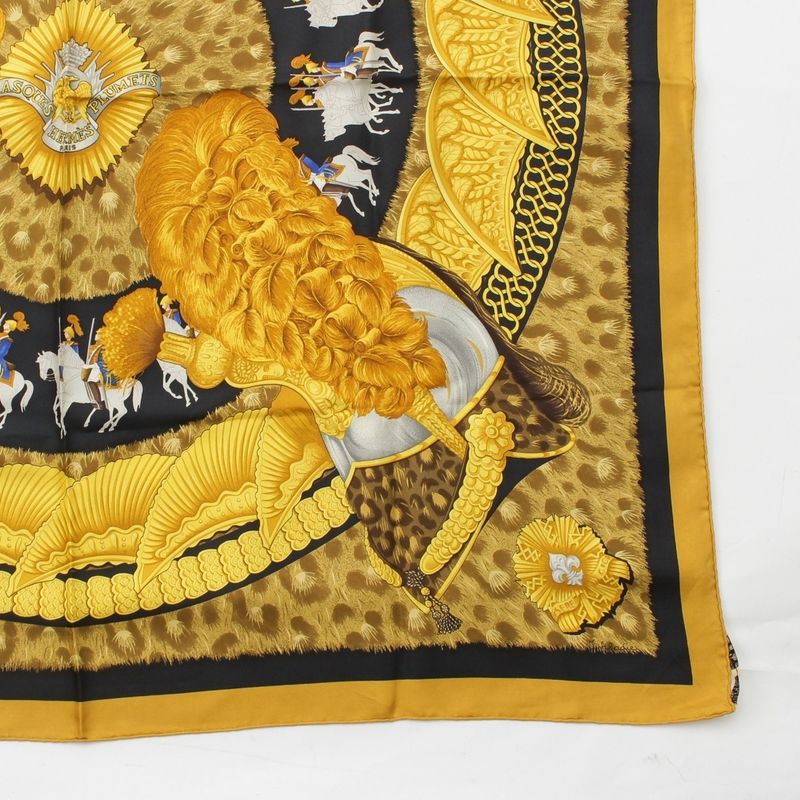 Hermes Carré 90 Casques Et Plumets Faceless Helmet Silk Scarf Horse Gold Black