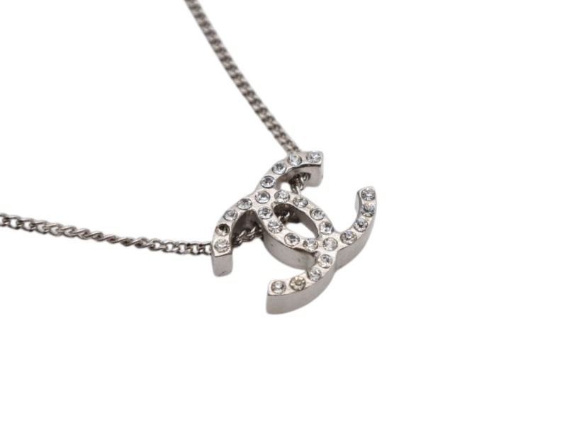 Chanel CC Logo Double Sided Rhinestone Necklace 10 44 Silver Metal — view 3