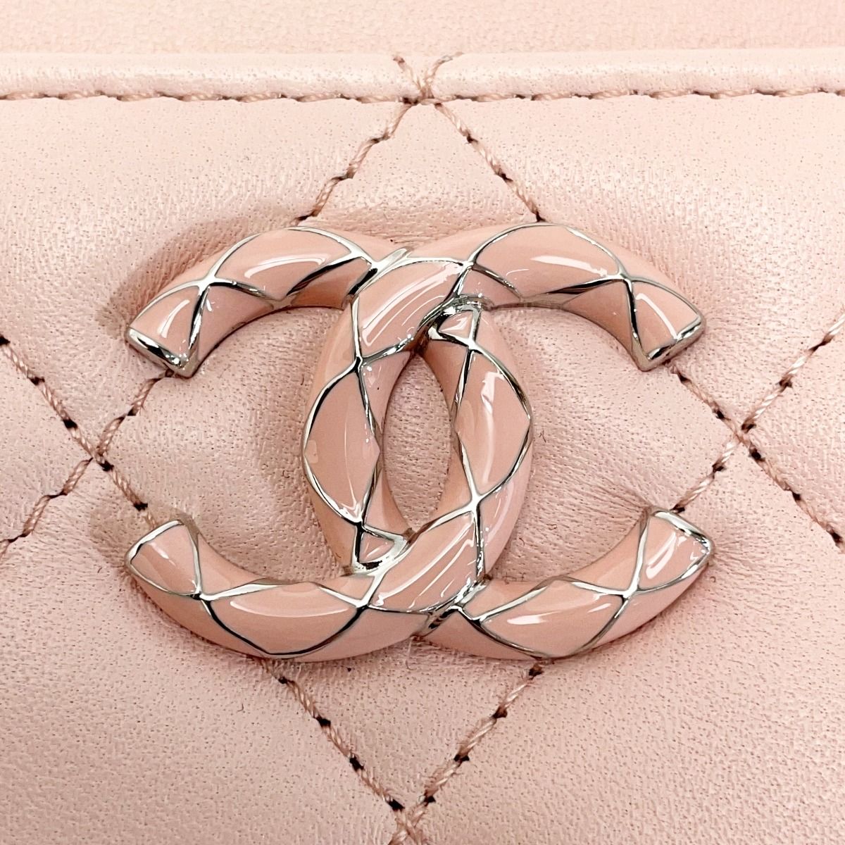 Chanel Matelasse Card Case Ap3630 Light Pink Coco Mark Lambskin Coin Case