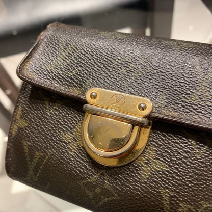 ◎ Genuine Louis Vuitton Koala Wallet Compact Th0055