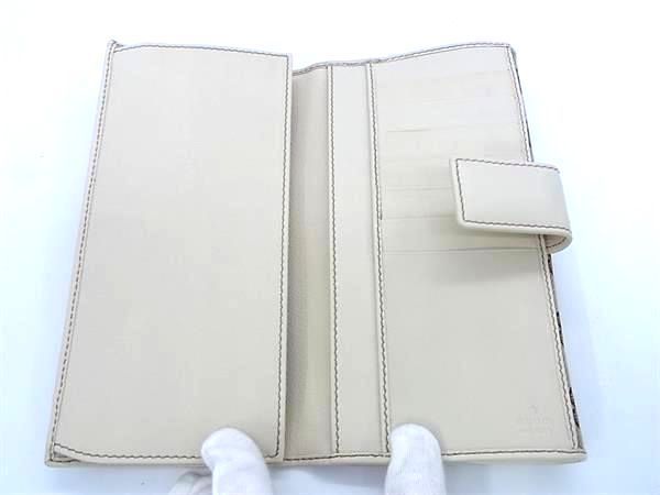 Pattern Gucci 181593 Interlocking G GG Pattern GG Canvas And Leather Bifold