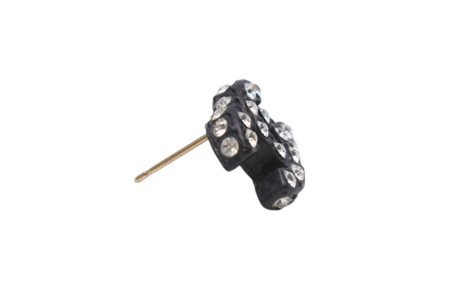 Chanel CC Logo Earrings 02 Rhinestone Black — view 7