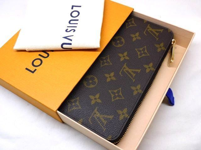 No 3 Louis Vuitton - M41895 RFID Tag Zippy Wallet Monogram Fuchsia Round Zipper