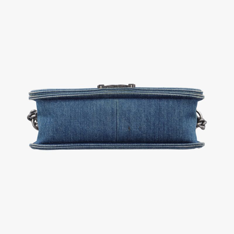 Chanel Boy Chanel Blue And Multicolor Denim A67086 19106227