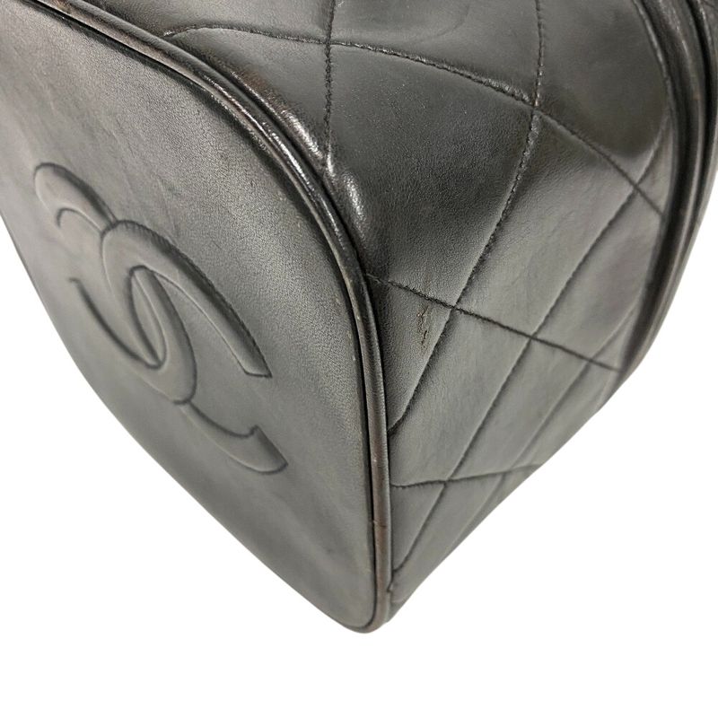 Chanel Coco Mark Turnlock Vanity Bag 4th Matelasse Handbag Bag Cabasn Brand