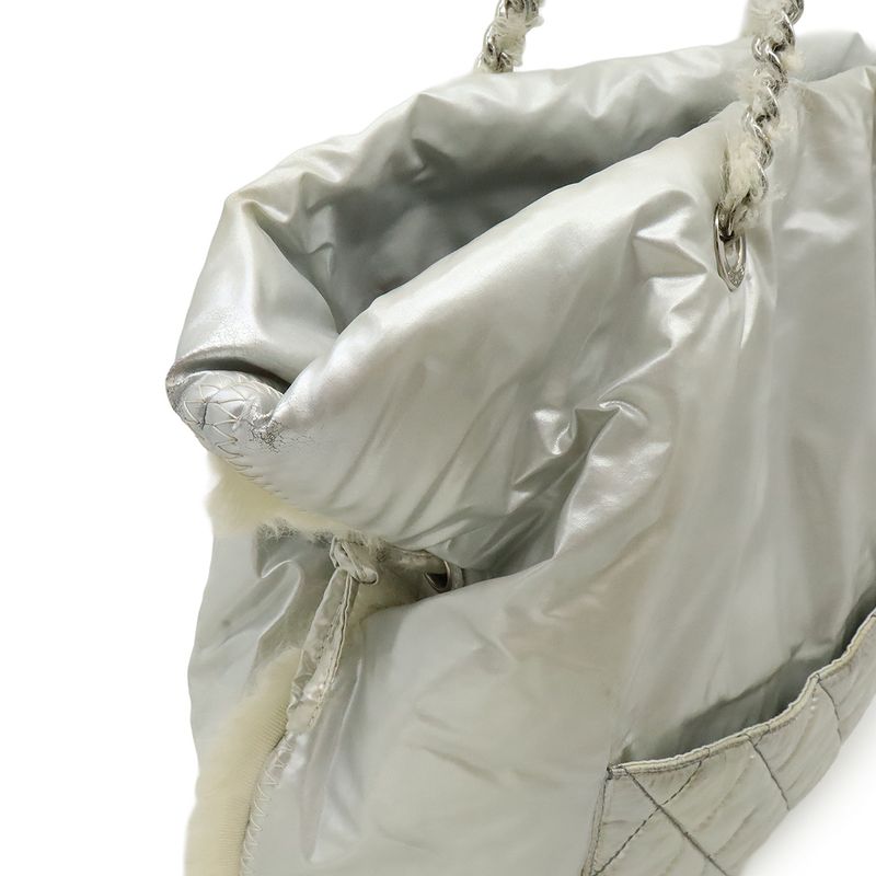 Chanel Coco Mark Fur Drawstring Chain Shoulder Bag Shoulder Nylon Fur Metallic