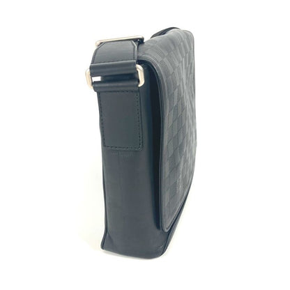 Louis Vuitton Shoulder Bag District PM N41033 Damier Infini Leather Black