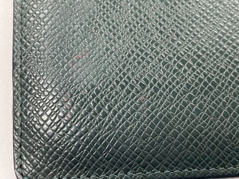 Louis Vuitton Taiga Porte Vieux 3 Cartes Cles Di Compact Wallet Fold Wallet