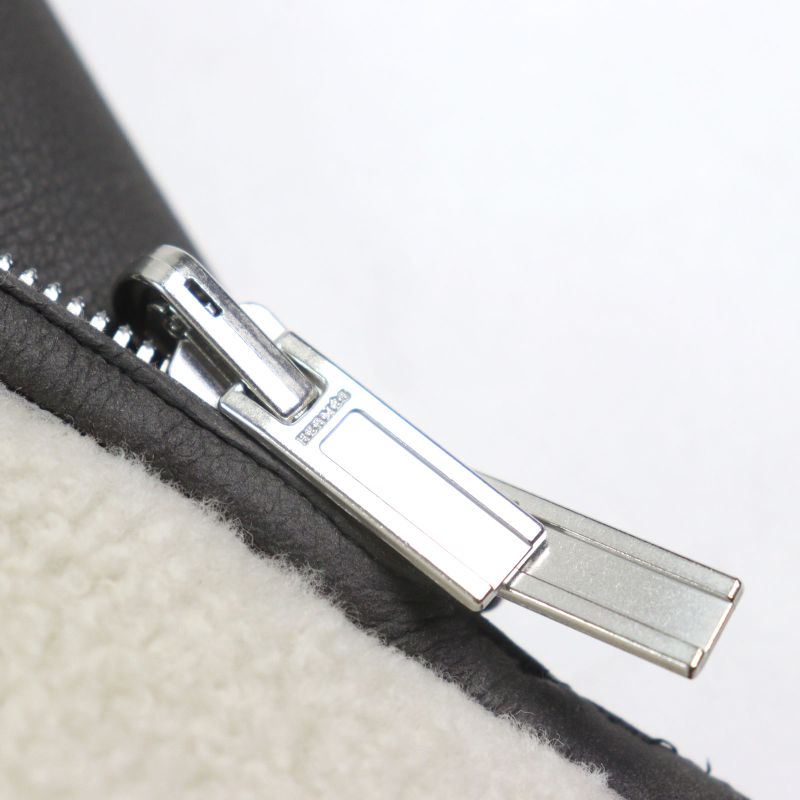 Hermes 053265hatc54 Sheepskin Leather Cowhide H Logo Zip Reversible Double Face