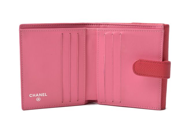 Chanel Foldover Wallet With Bi-colored Buttons In Caviar Skin Rose Purple