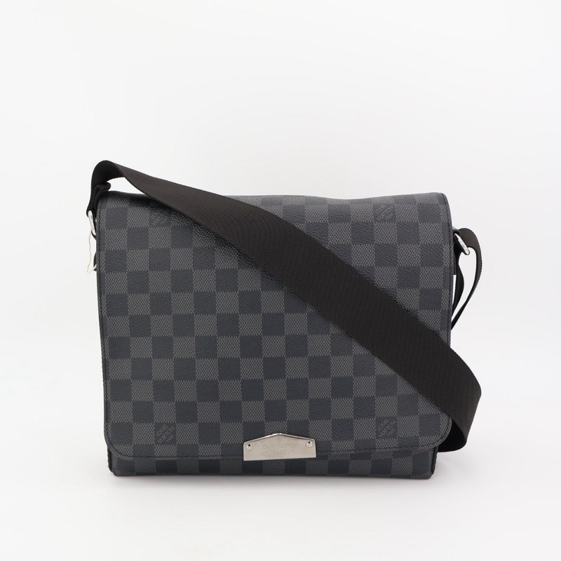 Louis Vuitton N40349 Damier Graphite Crossbody District PM NV2 Shoulder Bag