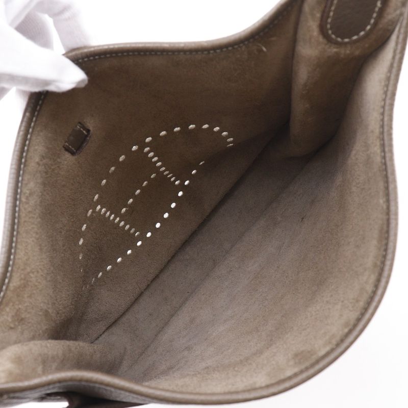 Hermes Evelyn 3 GM Evelyn Taurillon Clemence Etoupe □P Ladies Shoulder Bag