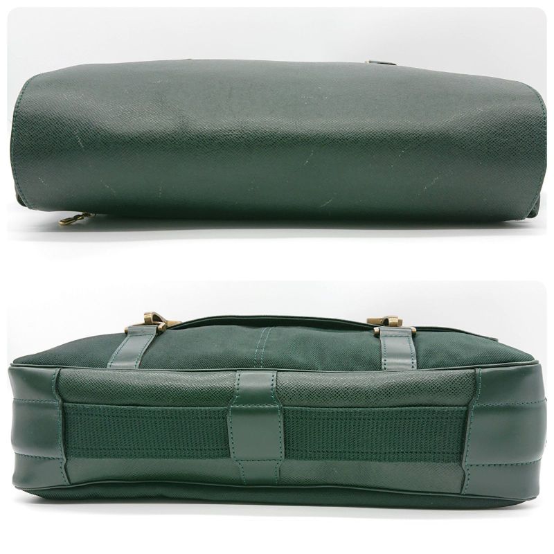 Louis Vuitton Messenger Bag Taiga D'elsewhere Dark Green