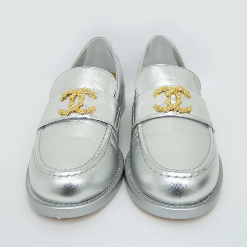 Chanel CC Logo Leather Loafers - G45663 Silver - Gold Hardware 37 1 2C