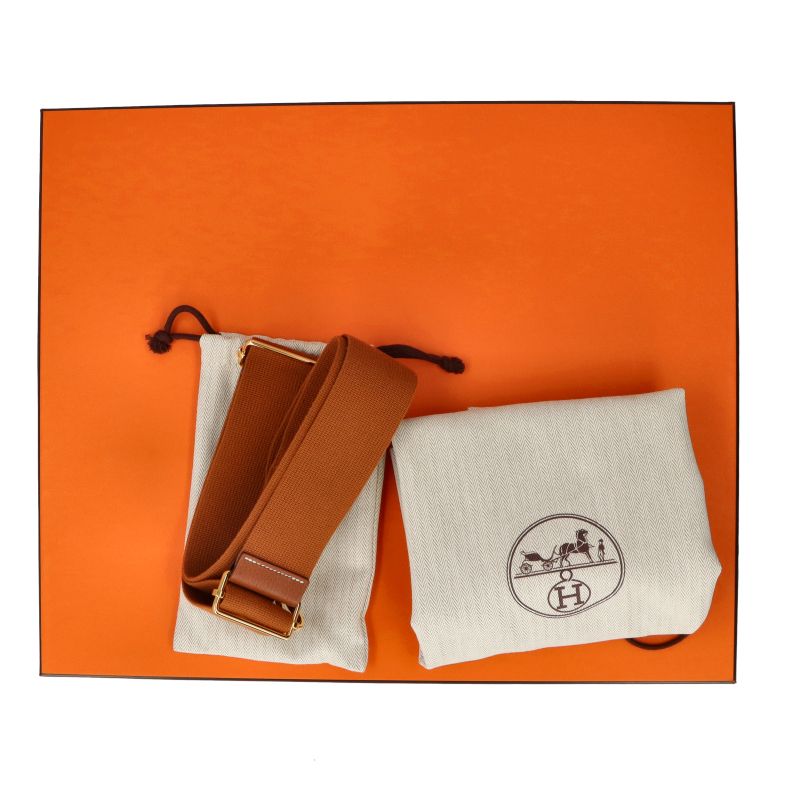 Hermes Evelyn 3 GM Taurillon Clemence Women's Shoulder Bag Gold Excellent