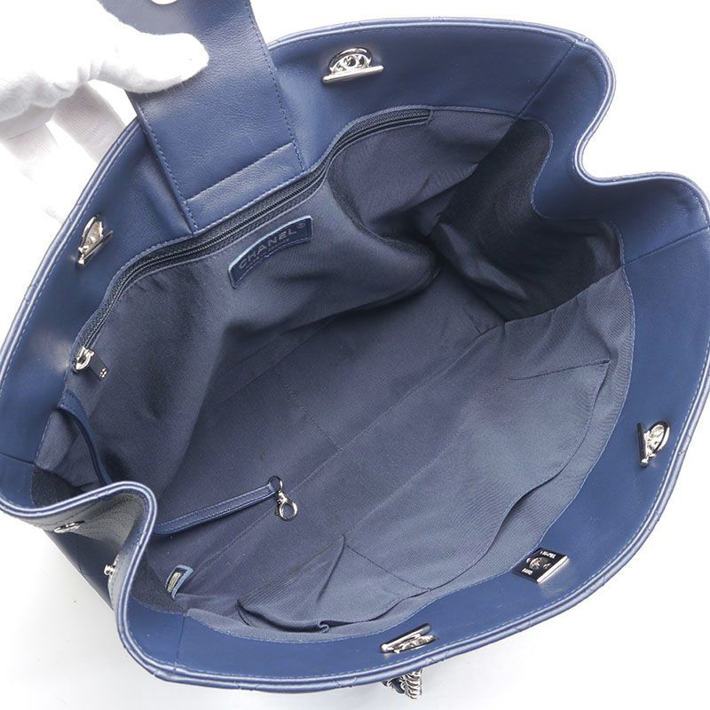 Chanel Matelasse Chain Tote Bag A91046 In Navy Blue