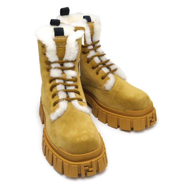 Fendi Suede Mouton Boots Size 8 Yellowish Brown Ochre
