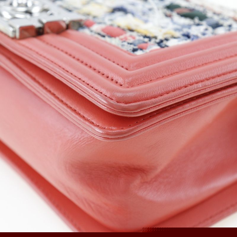 Chanel Boy Chanel Chain Shoulder Tweed And Calf Red Ladies Shoulder Bag