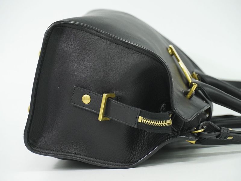 Authentic Saint Laurent Petit Cabas Su Y-line 2WAY Shoulder Bag Handbag