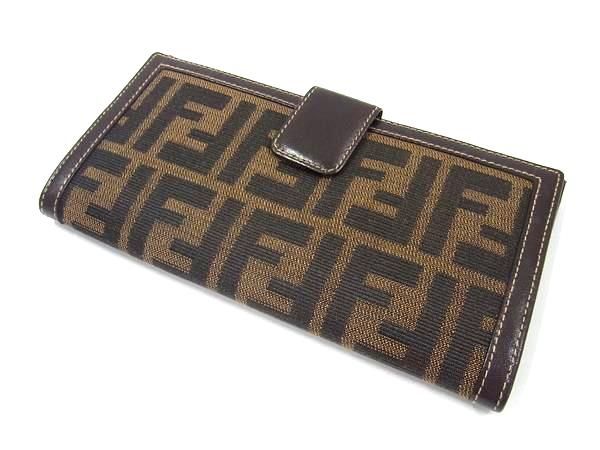 Fendi Vintage Zucca Pattern Nylon Canvas And Leather Foldable Long